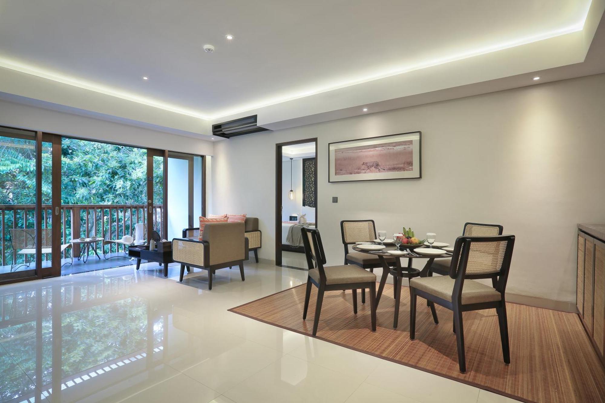 Sanctoo Suites & Villas Sukawati  Exterior photo